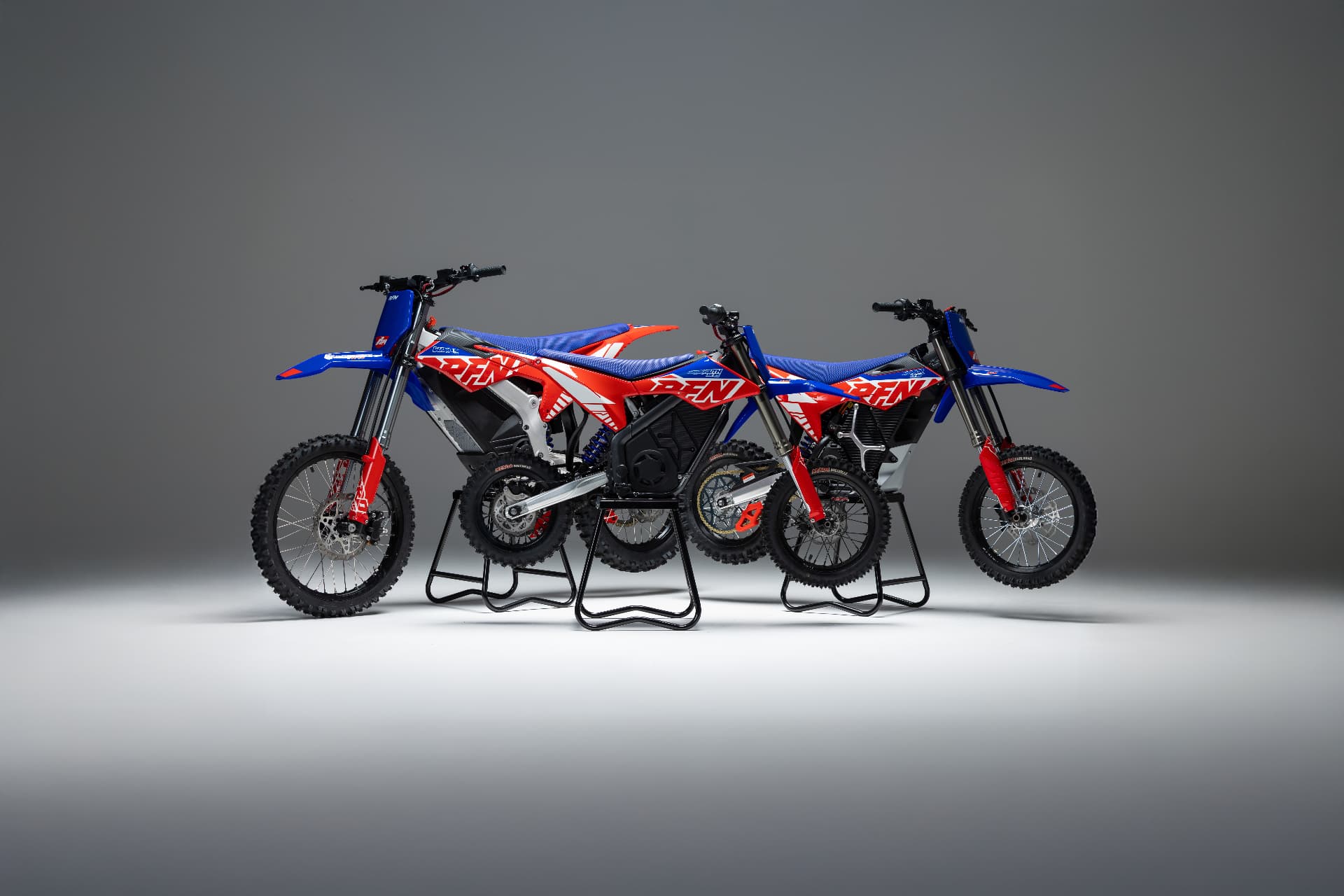 Gama RFN Warrior Youth 2027 en estudio: SX-E2, SX-E5 y SX-E8